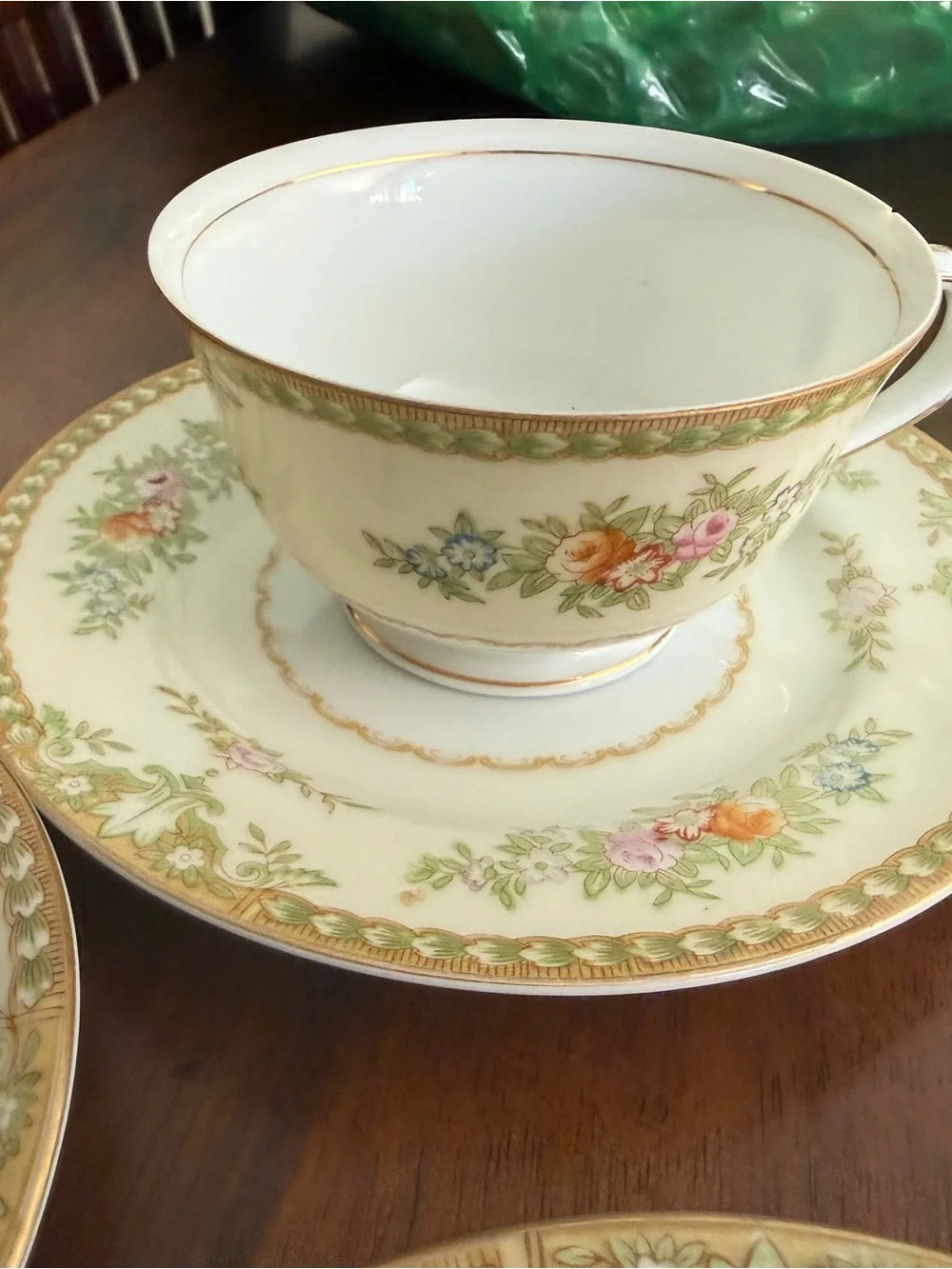 Aladdin Vintage Floral Bone China Teacup and Saucer - Cream with Pastel Florals